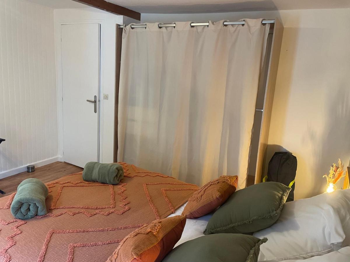 Un Cocon Au Coeur De La Champagne Avec Parking Apartment Epernay Ngoại thất bức ảnh
