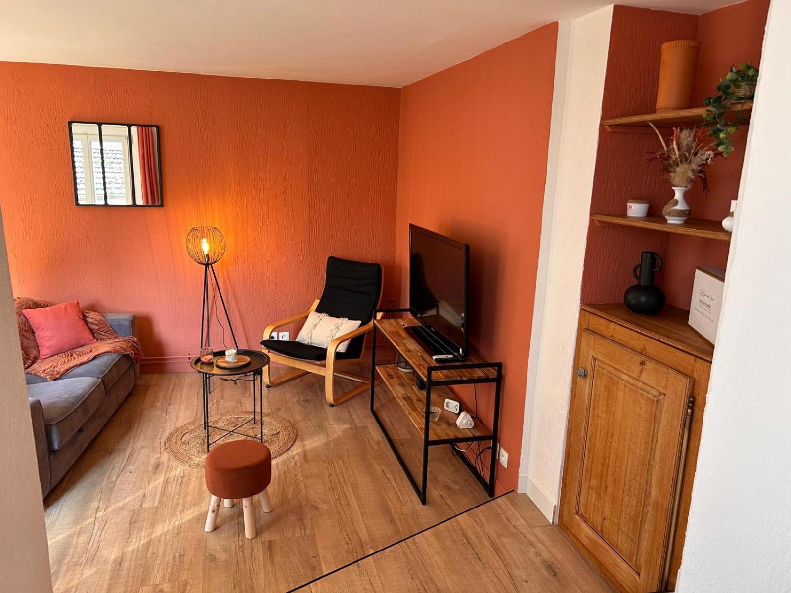 Un Cocon Au Coeur De La Champagne Avec Parking Apartment Epernay Ngoại thất bức ảnh